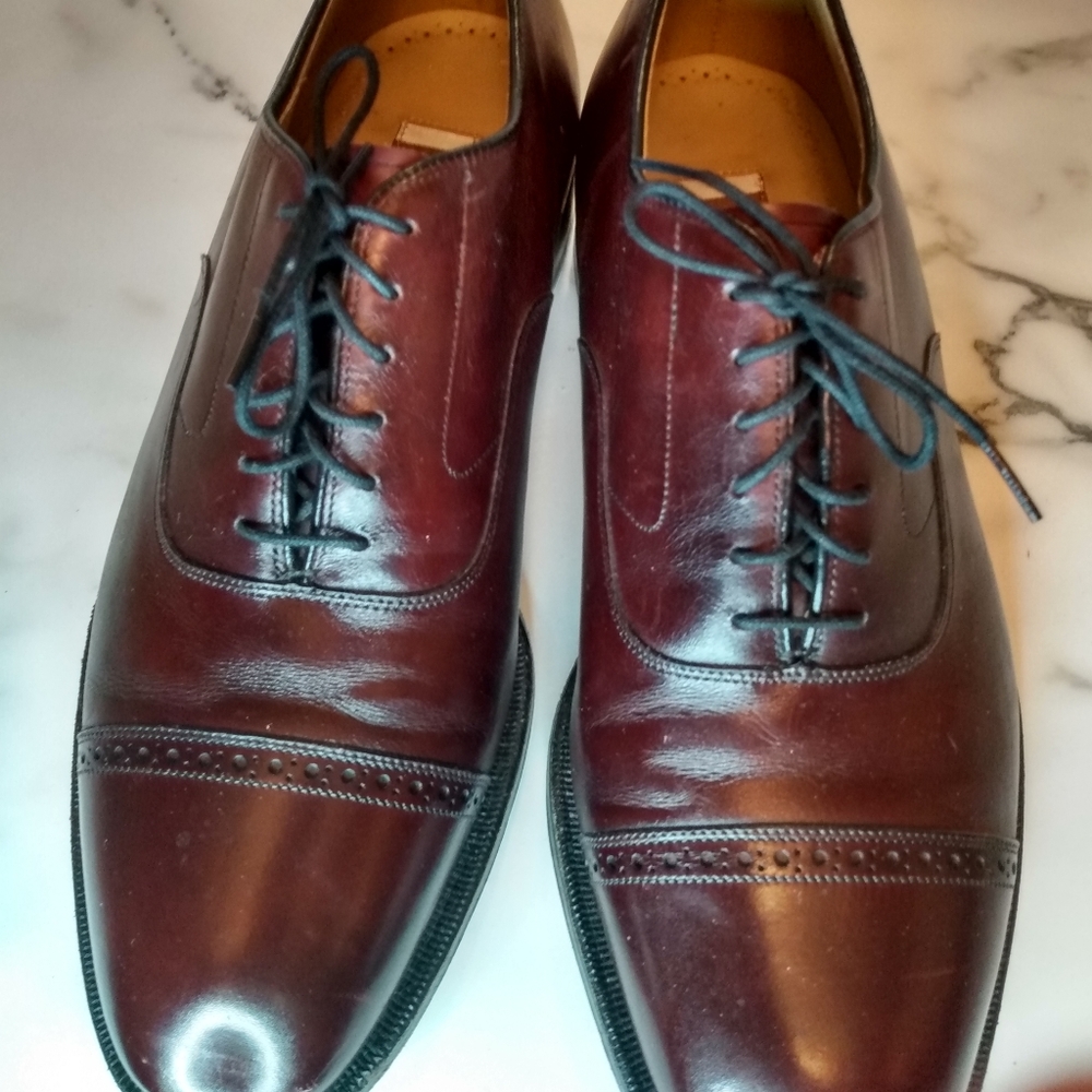 Men's Johnston & Murphy Aldrich shoes Size 9.5